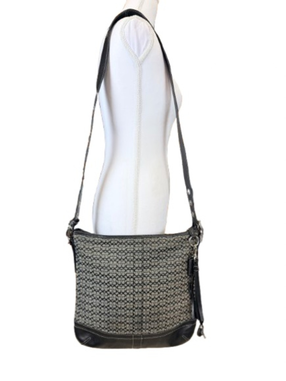 Vintage Coach F10416 Black Gray Signature Jacquard Duffle Crossbody Shoulder Bag